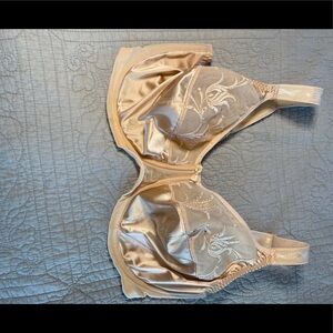 Elomi underwire bra size 38FF